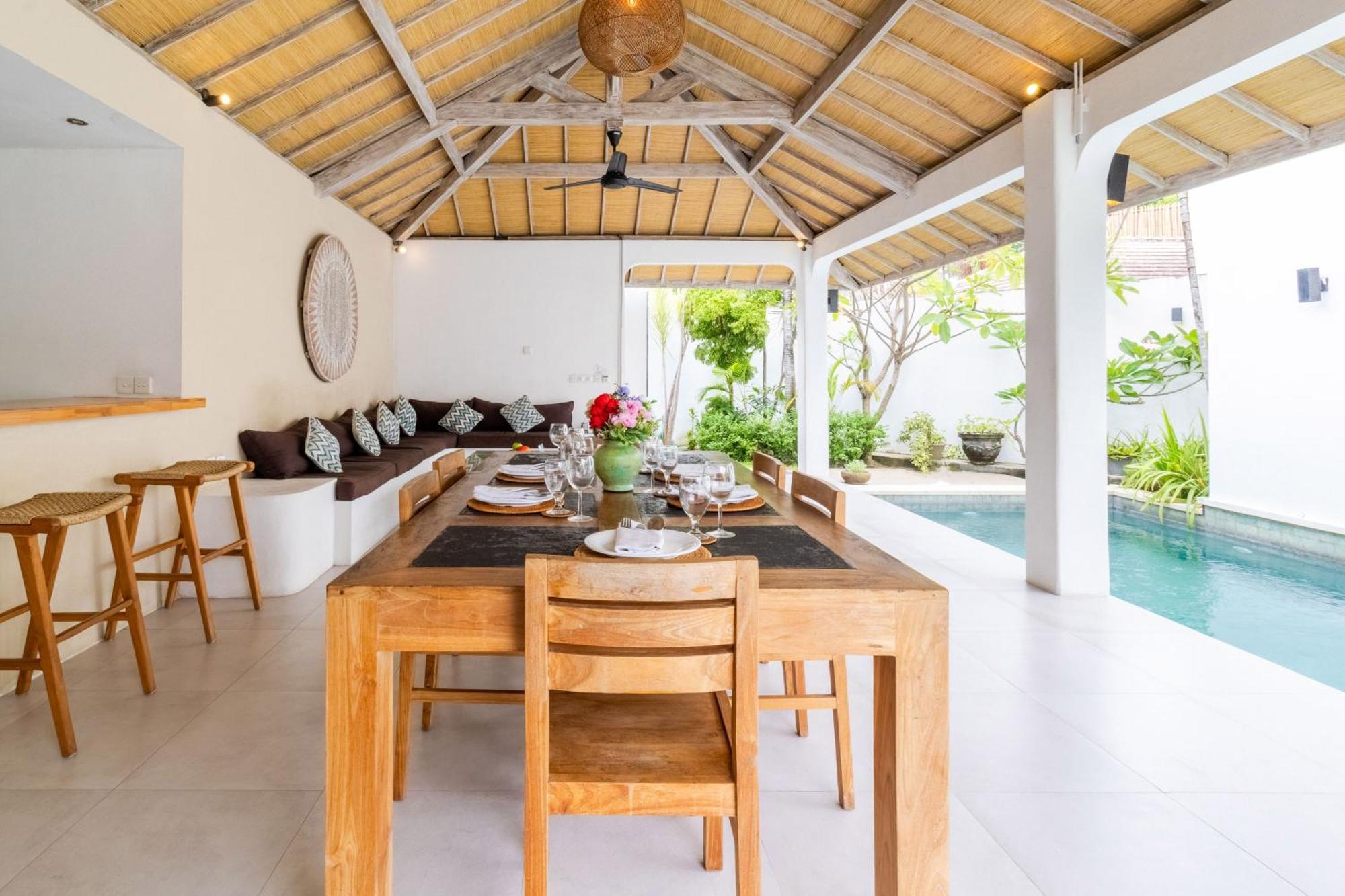 Cocodrilos 2 - 3 Bedroom Private In Seminyak (Bali)