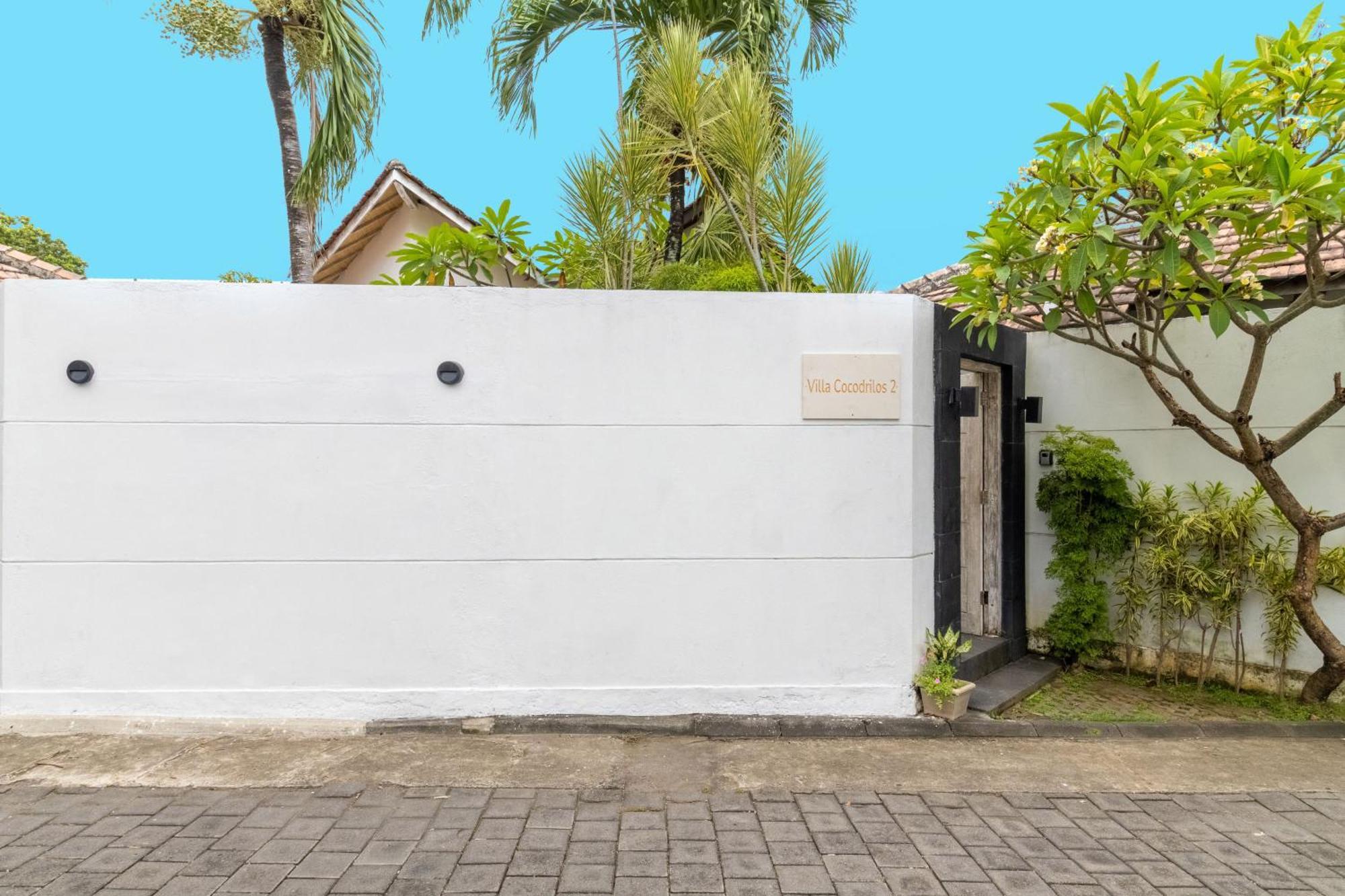 Cocodrilos 2 - 3 Bedroom Private In * Seminyak (Bali)
